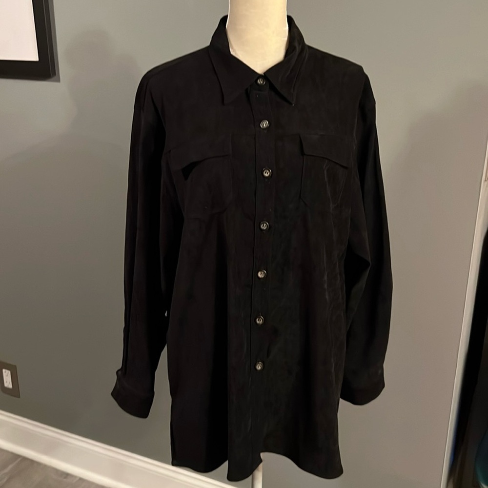 White Stag XL - black suede like material